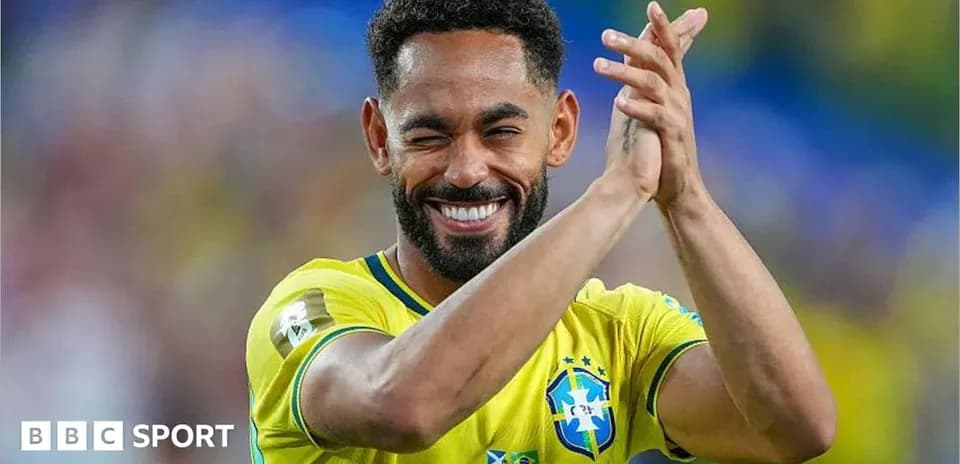 Jugador de Brasil aplaudiendo durante un partido