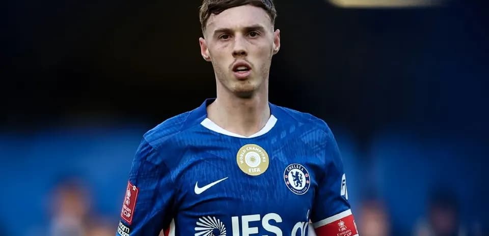 Jugador de Chelsea en uniforme durante el partido