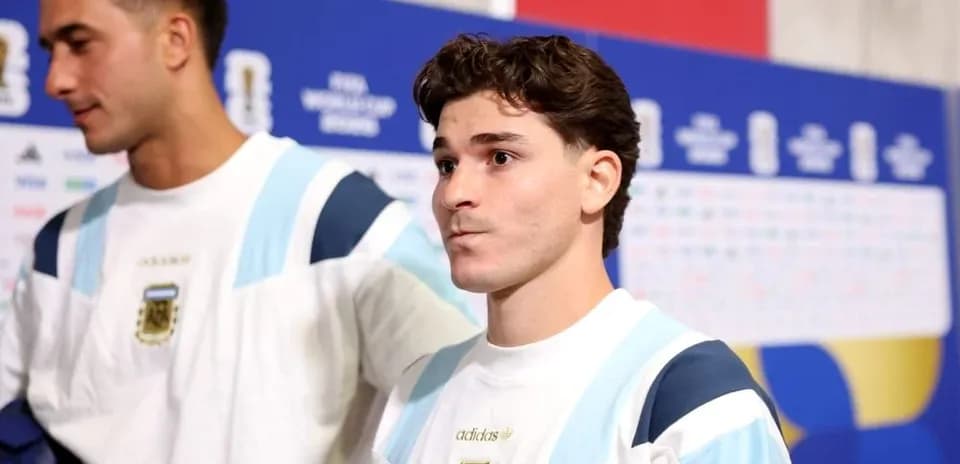 Jugadores de Argentina en zona mixta antes del partido