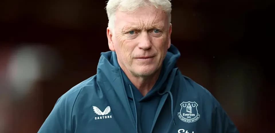 Entrenador de Everton en la línea de banda