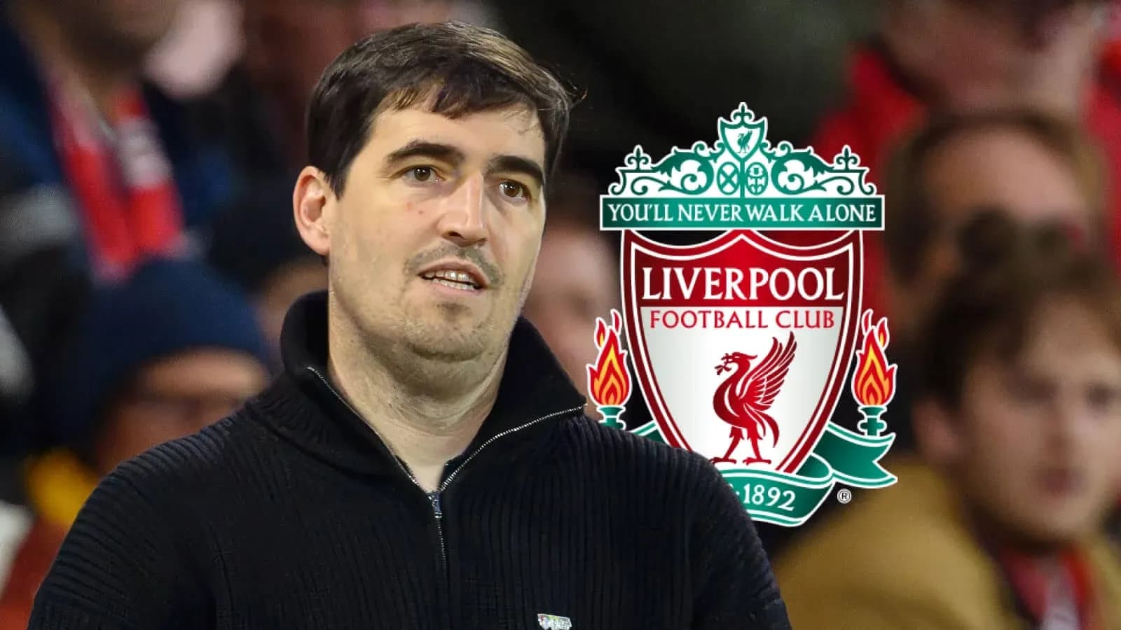 Hombre en primer plano con el logo de Liverpool detrás