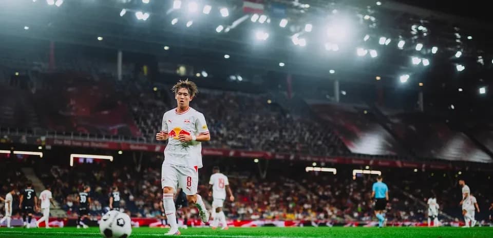 Jugador de Red Bull Salzburg en el campo