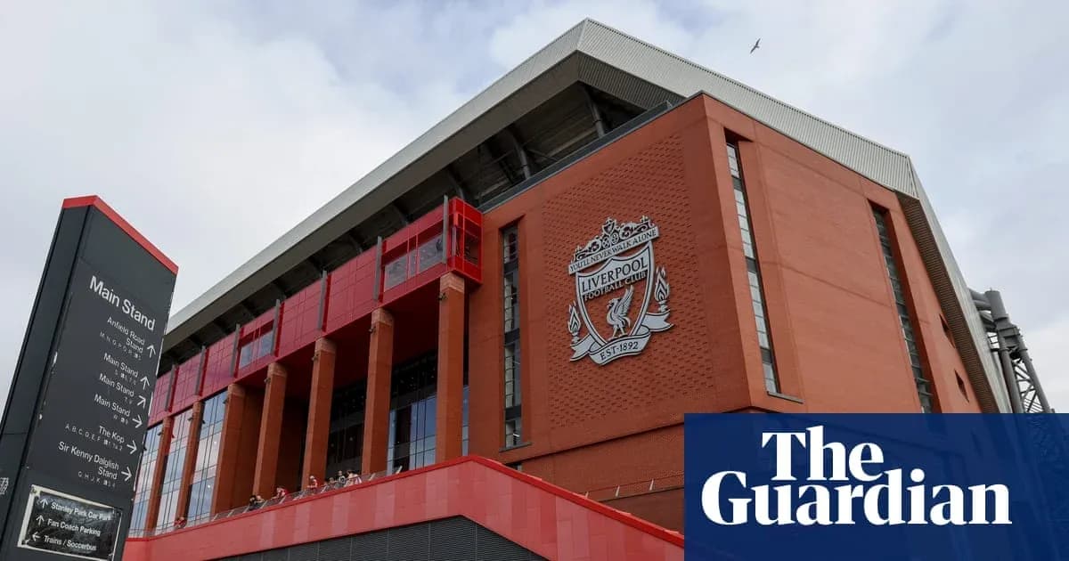 Fachada del estadio Anfield de Liverpool FC