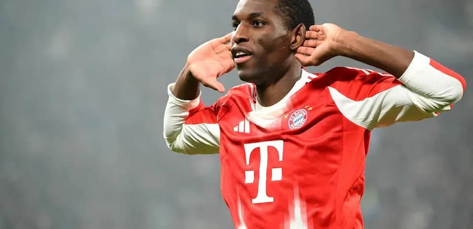 Jugador de Bayern Múnich celebrando un gol