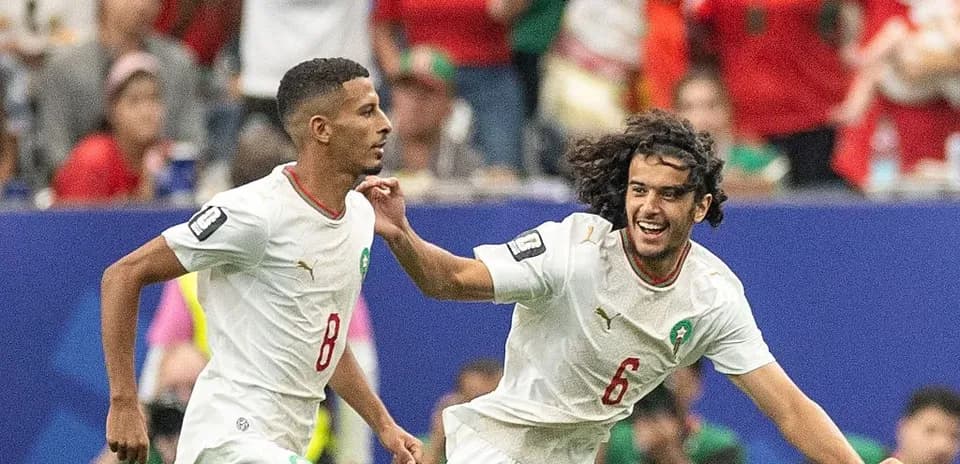 Jugadores de Marruecos celebrando un gol durante el partido