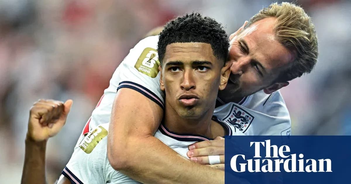 Jugadores de Inglaterra celebrando durante un partido