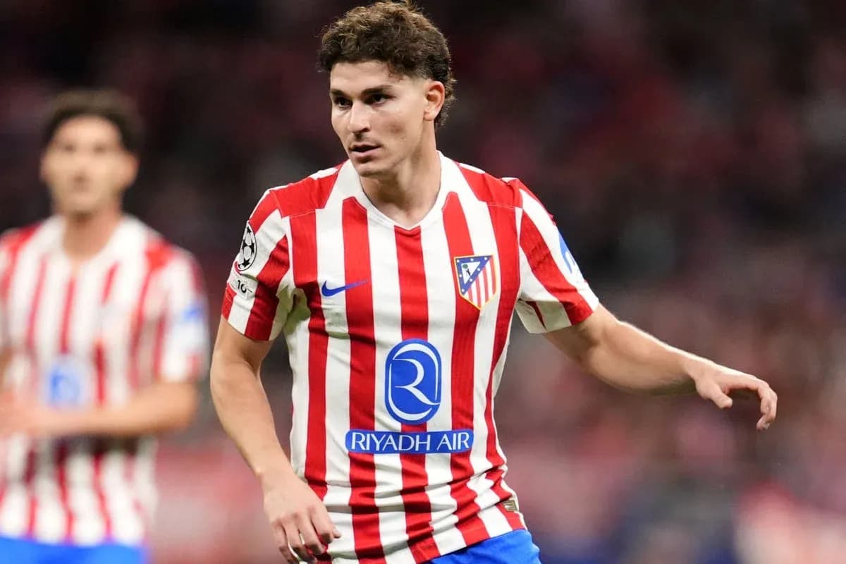 Jugador de Atlético de Madrid en acción durante partido