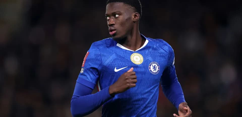 Jugador de Chelsea en acción durante el partido