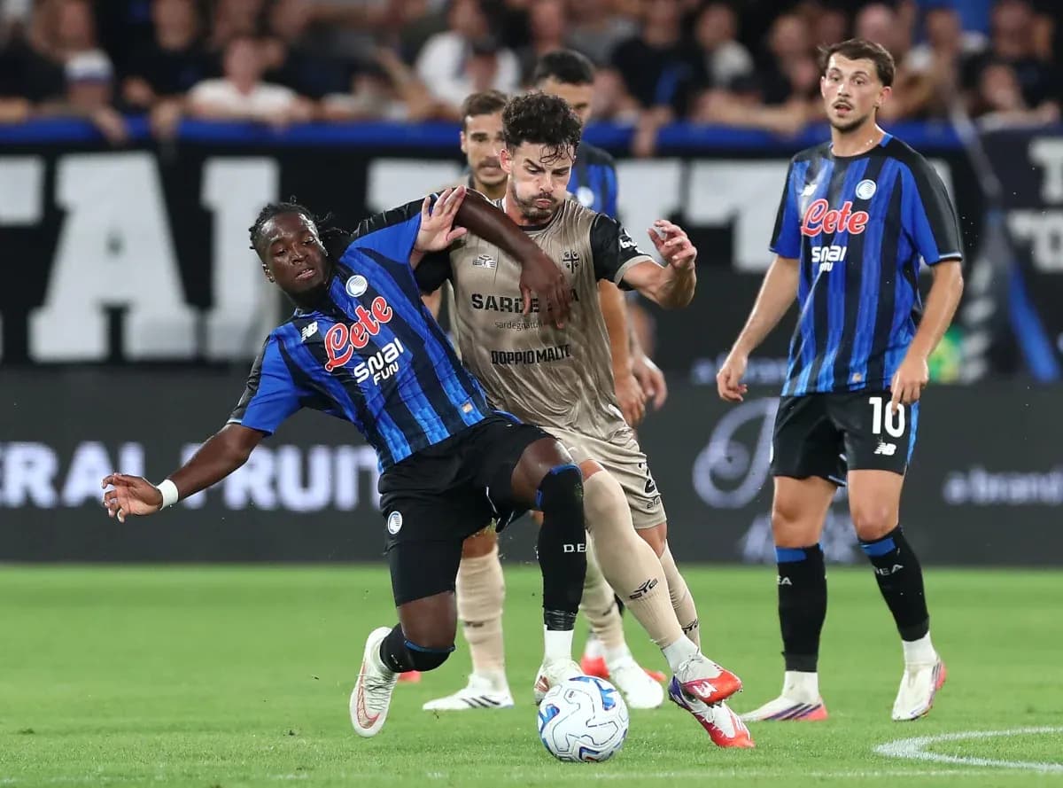 Atalanta contra Cagliari en la Serie A Atalanta contra Cagliari en la Serie A
