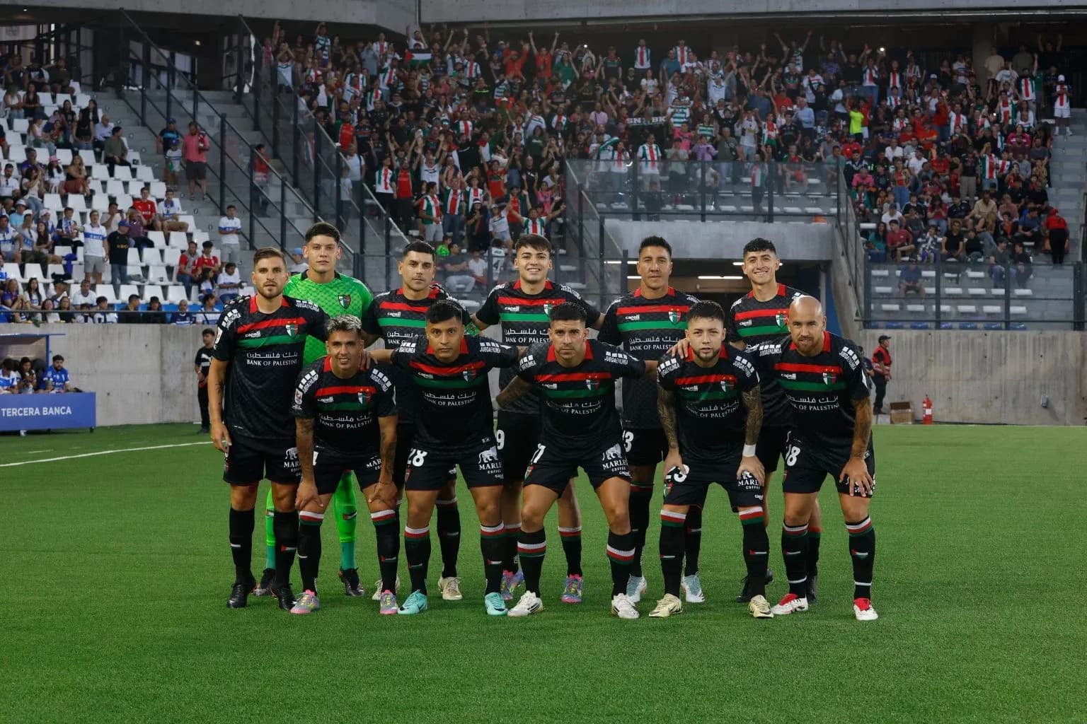 Equipo Palestino posando antes del partido