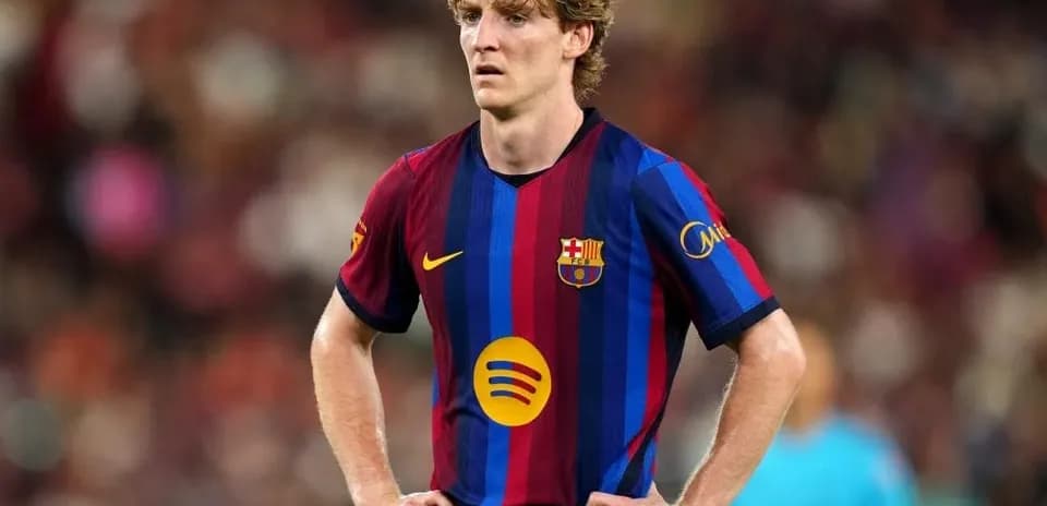 Jugador de Barcelona en el campo durante un partido