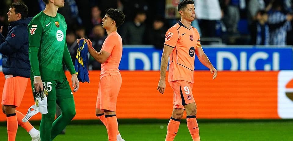 Jugadores de Barcelona tras el partido contra Alavés