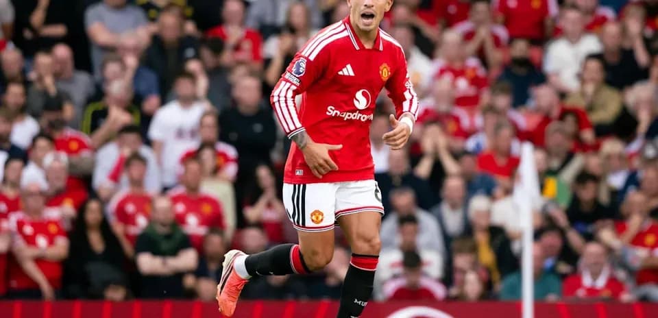 Jugador de Manchester United celebrando una jugada