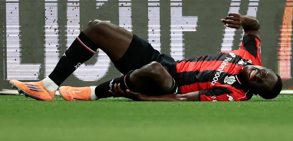Jugador en el suelo tras sufrir una lesión