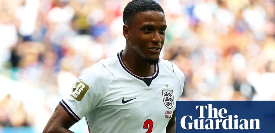 Jugador de Inglaterra sonriendo durante el partido