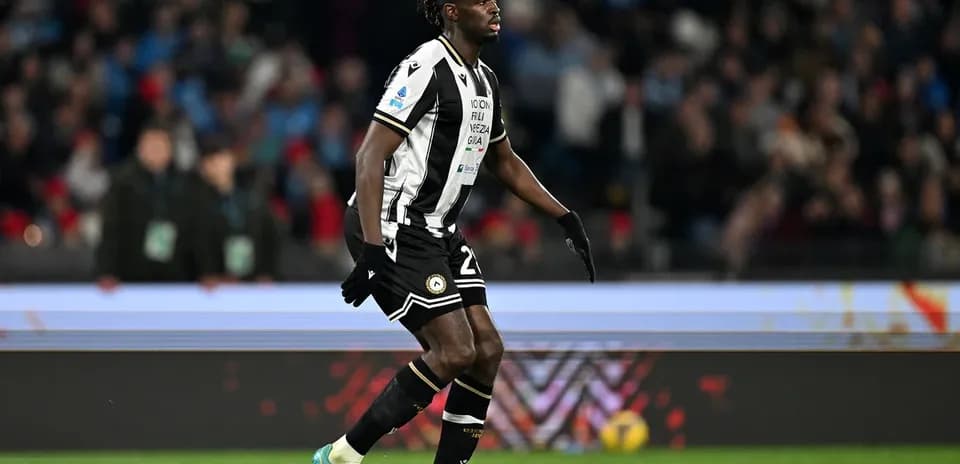 Jugador de Udinese en partido contra Napoli