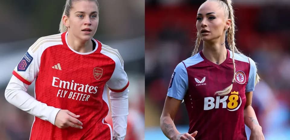 Jugadoras de Arsenal y Aston Villa durante el partido