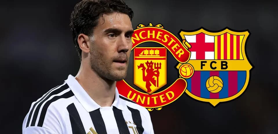 Jugador de Juventus con logos de Manchester United y Barcelona