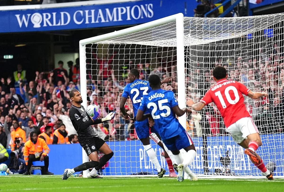Gol de Nottingham Forest en el partido