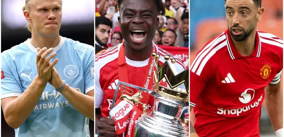 Tres jugadores de fútbol posando en diferentes situaciones