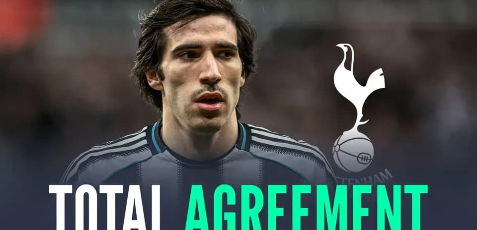 Jugador de fútbol con texto de acuerdo total