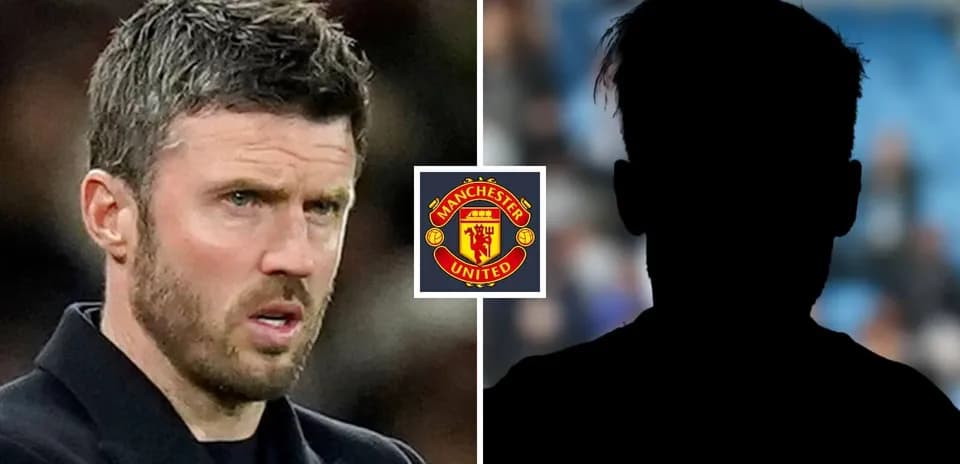 Entrenador de Manchester United con fondo en sombra