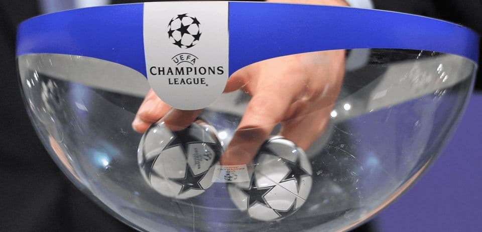 Sorteo de balones para la UEFA Champions League