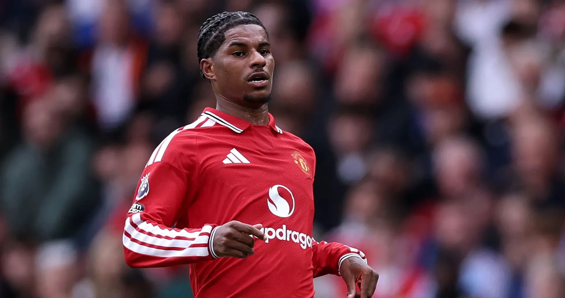Jugador de Manchester United en acción durante un partido