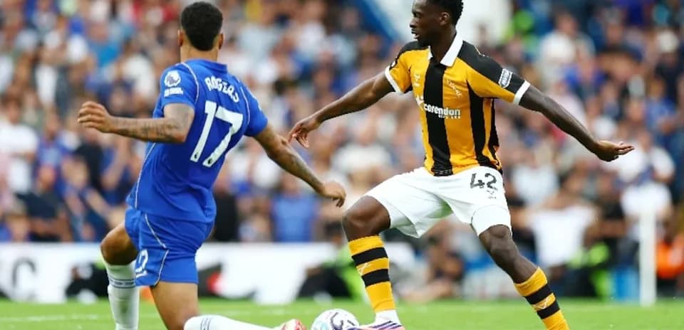 Jugador de Chelsea en acción contra Hull City