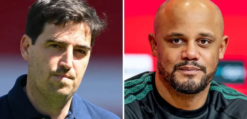 Dos entrenadores posando para la cámara