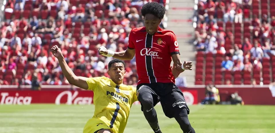 Jugador de Mallorca contra Villarreal en La Liga