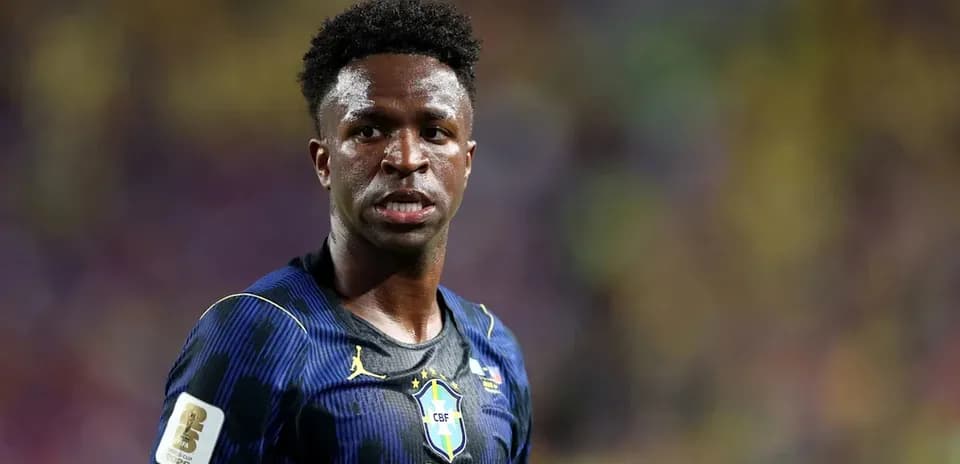 Jugador de Brasil en el campo durante el partido