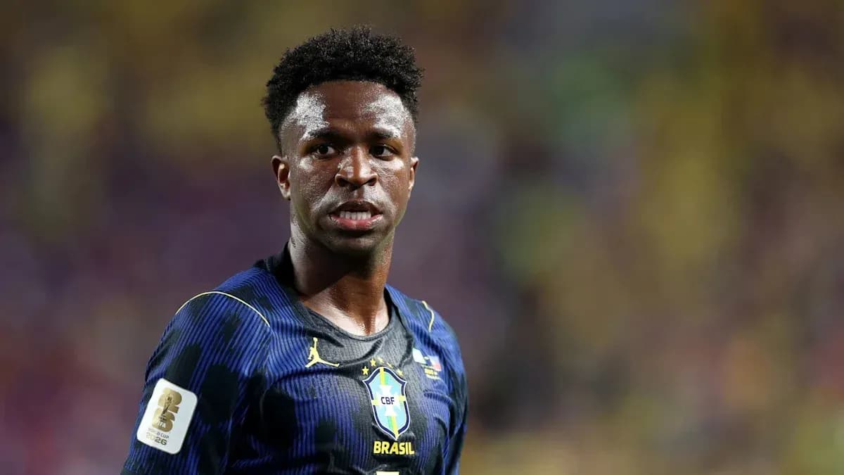 Jugador de Brasil en el campo durante el partido