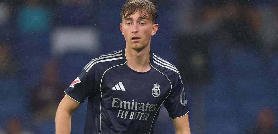 Jugador de Real Madrid en acción durante partido