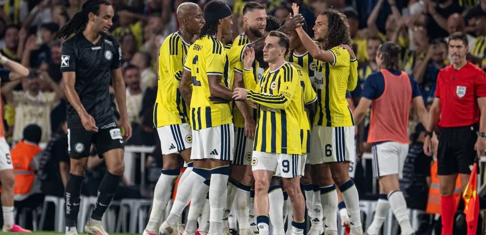Celebración del equipo Fenerbahçe en el partido