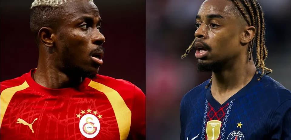 Jugadores de fútbol en acción, uno con camiseta roja y otro azul