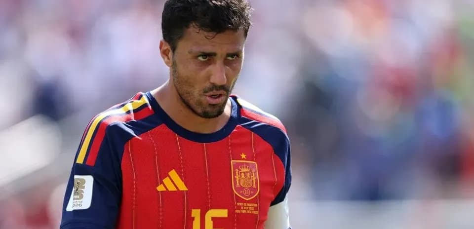 Jugador con camiseta de España en partido