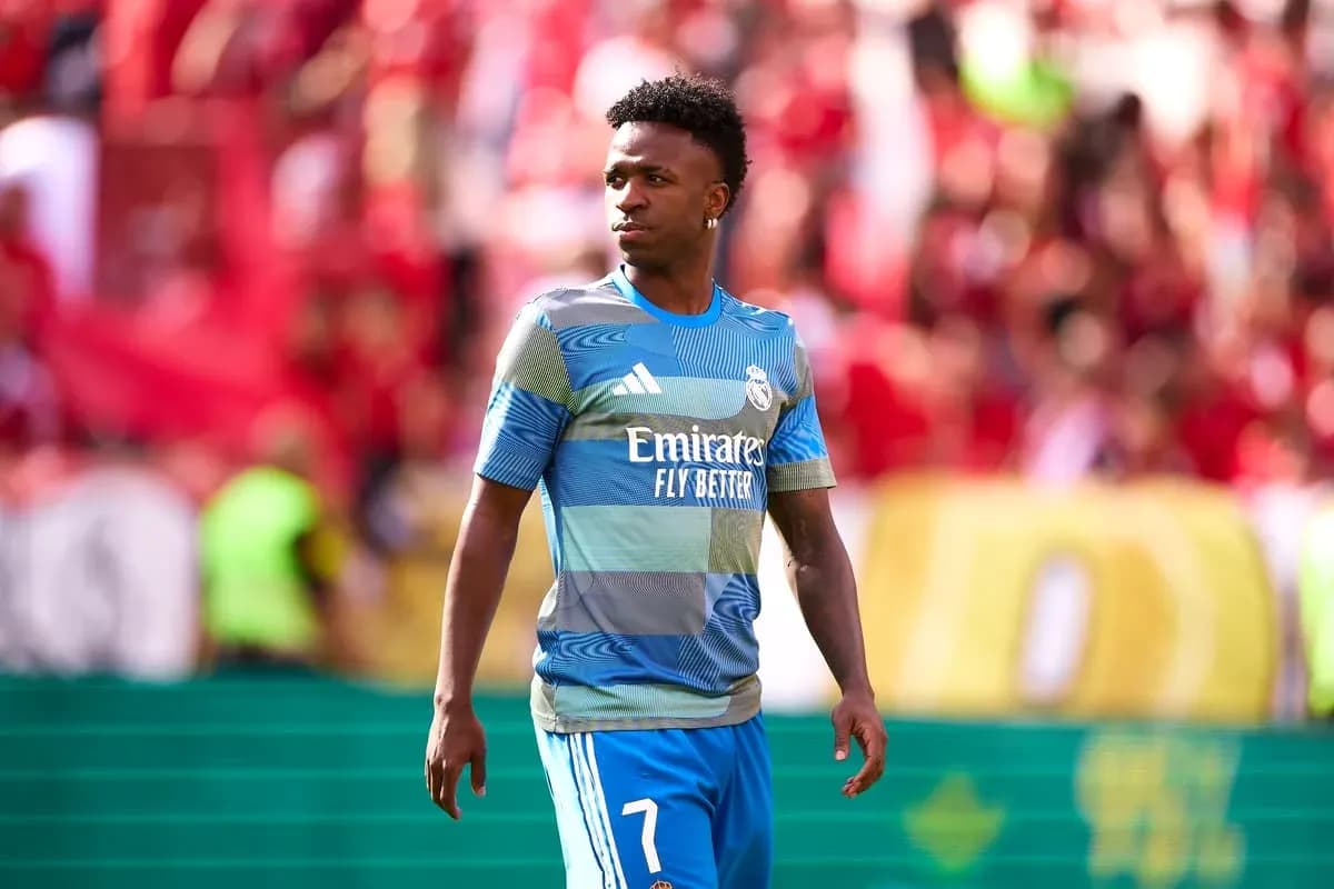 Jugador de Real Madrid en el campo durante el partido