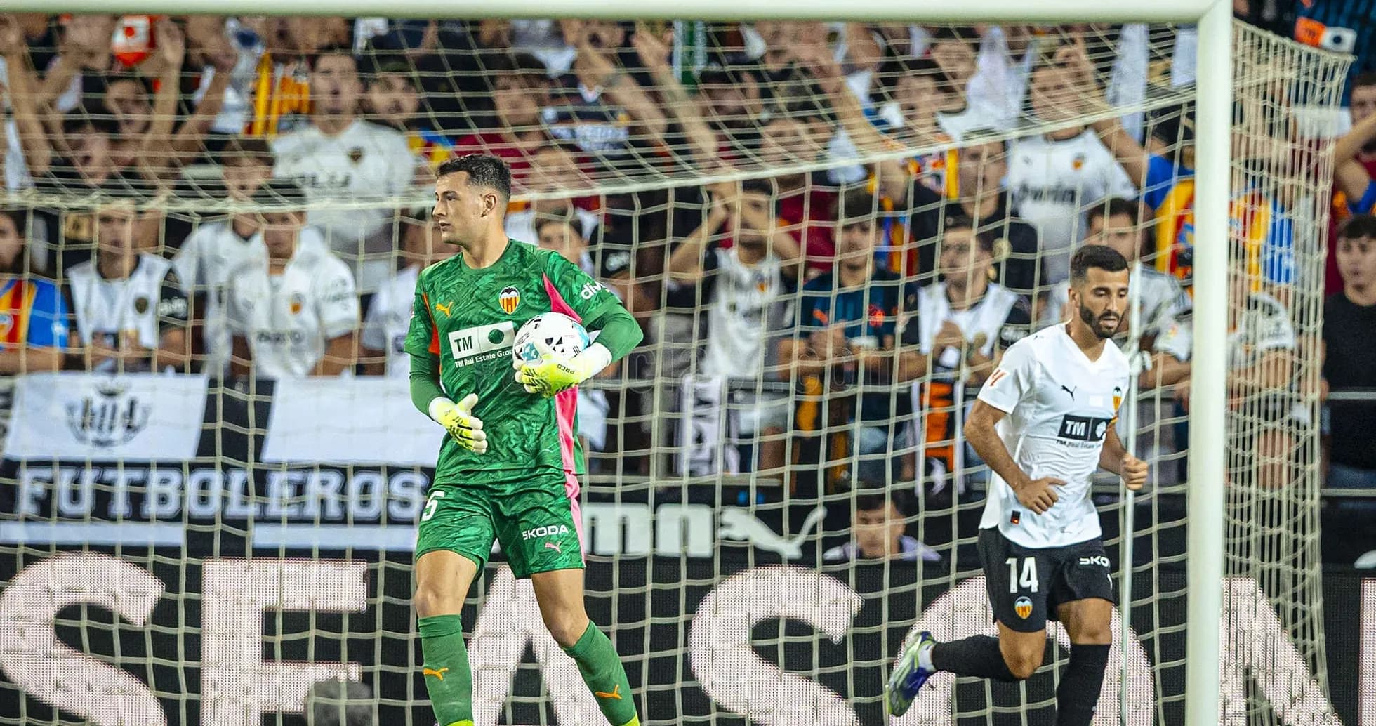 Portero de Valencia durante un partido de fútbol