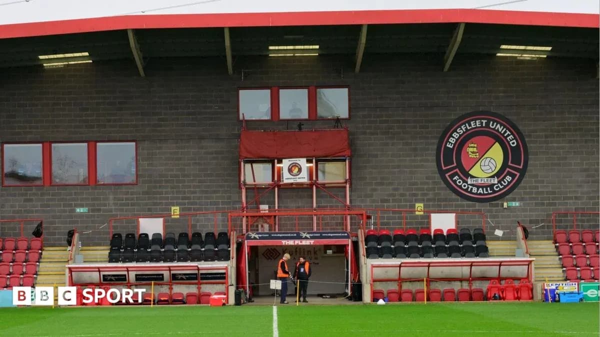 Tribuna del estadio de Ebbsfleet United FC