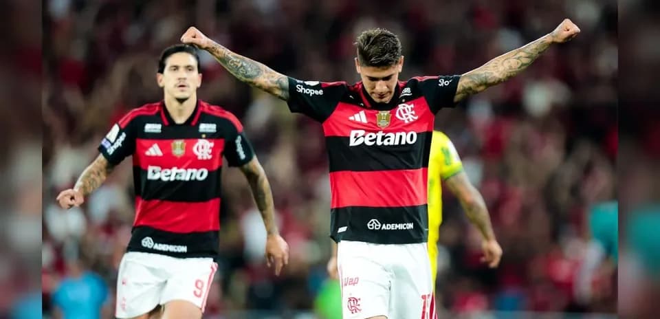 Jugadores de Flamengo celebrando un gol