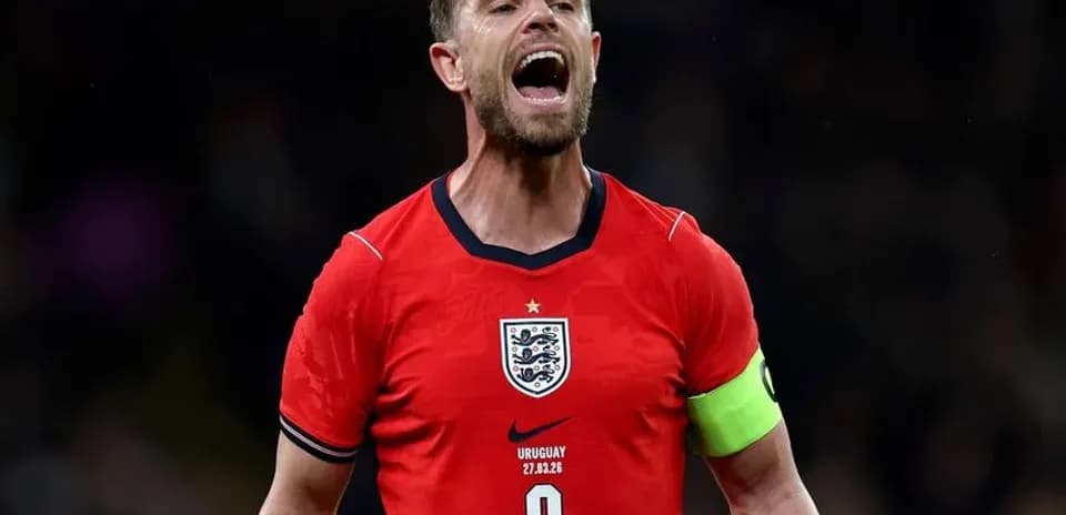 Jugador de Inglaterra celebrando en el partido