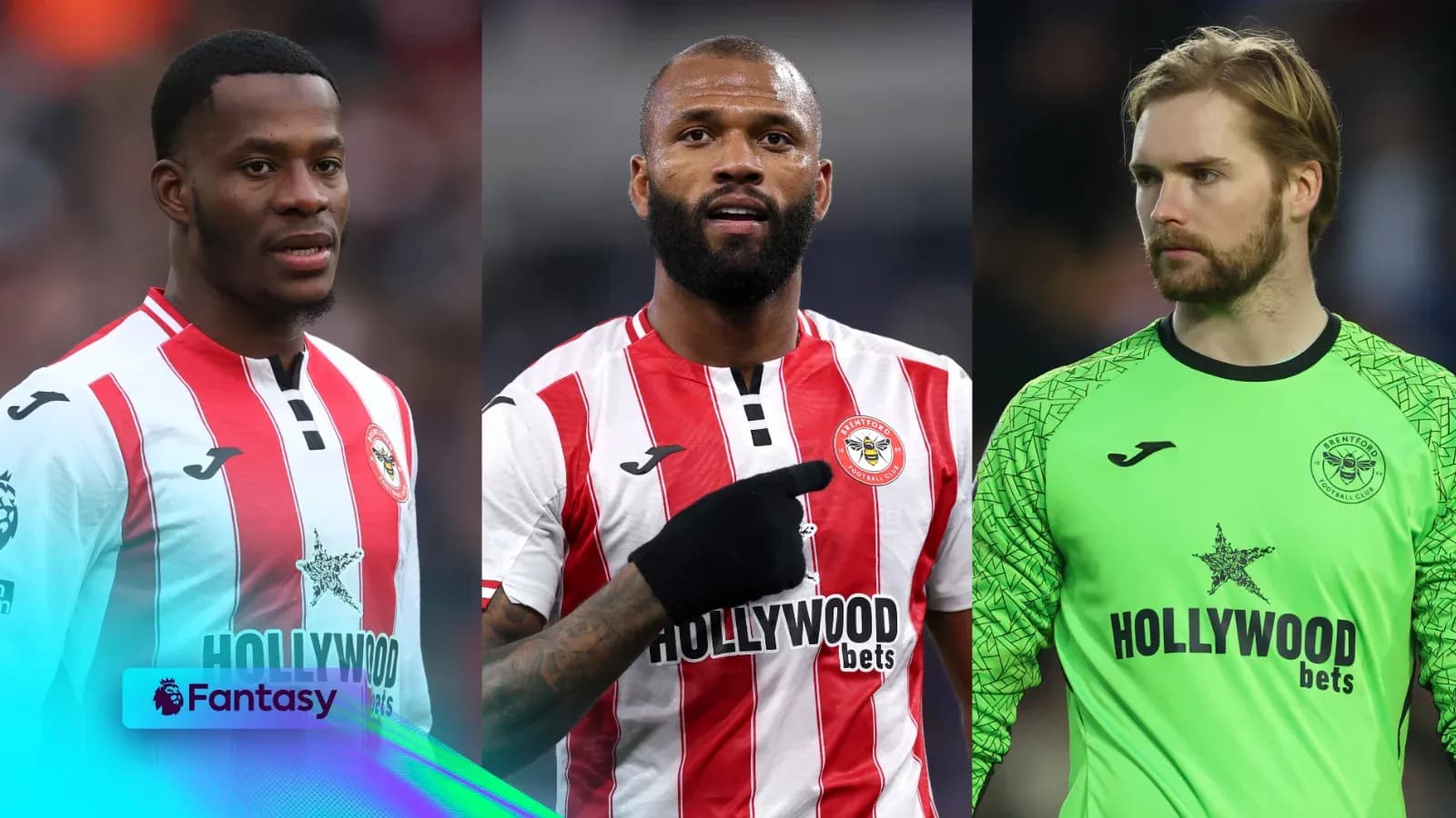 Tres jugadores de Brentford en uniforme en el campo