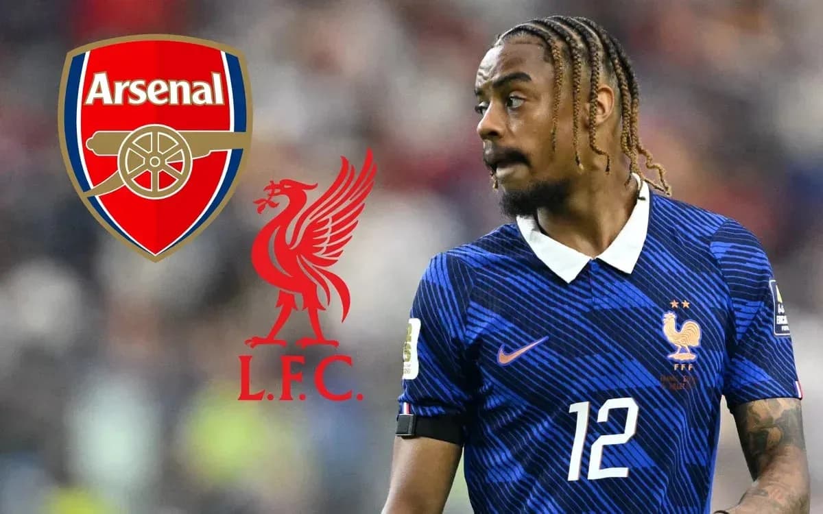 Jugador de Francia con logos de Arsenal y Liverpool