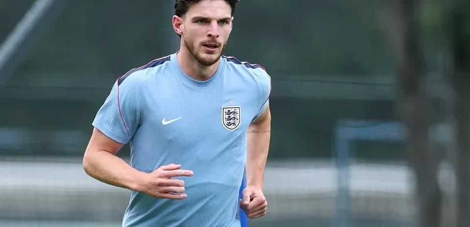 Jugador de Inglaterra corriendo en entrenamiento