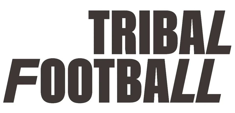 Logo de Tribal Football en letras mayúsculas