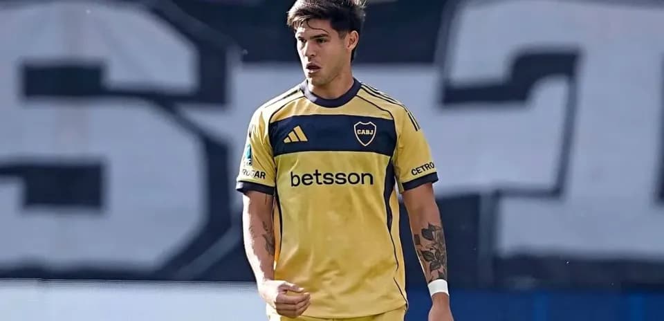 Jugador de Boca Juniors en acción durante partido