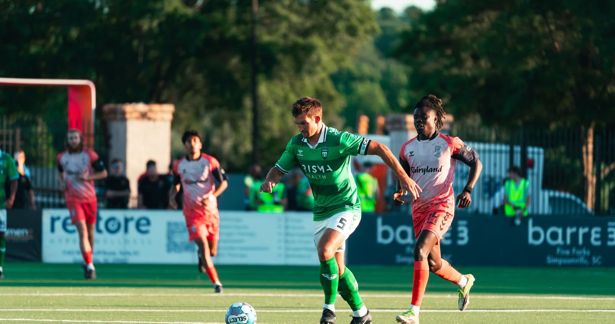 Jugador del Greenville Triumph en acción durante el partido