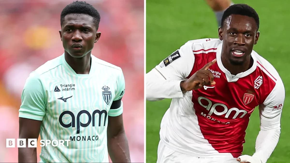 Dos jugadores de AS Monaco en acción durante un partido