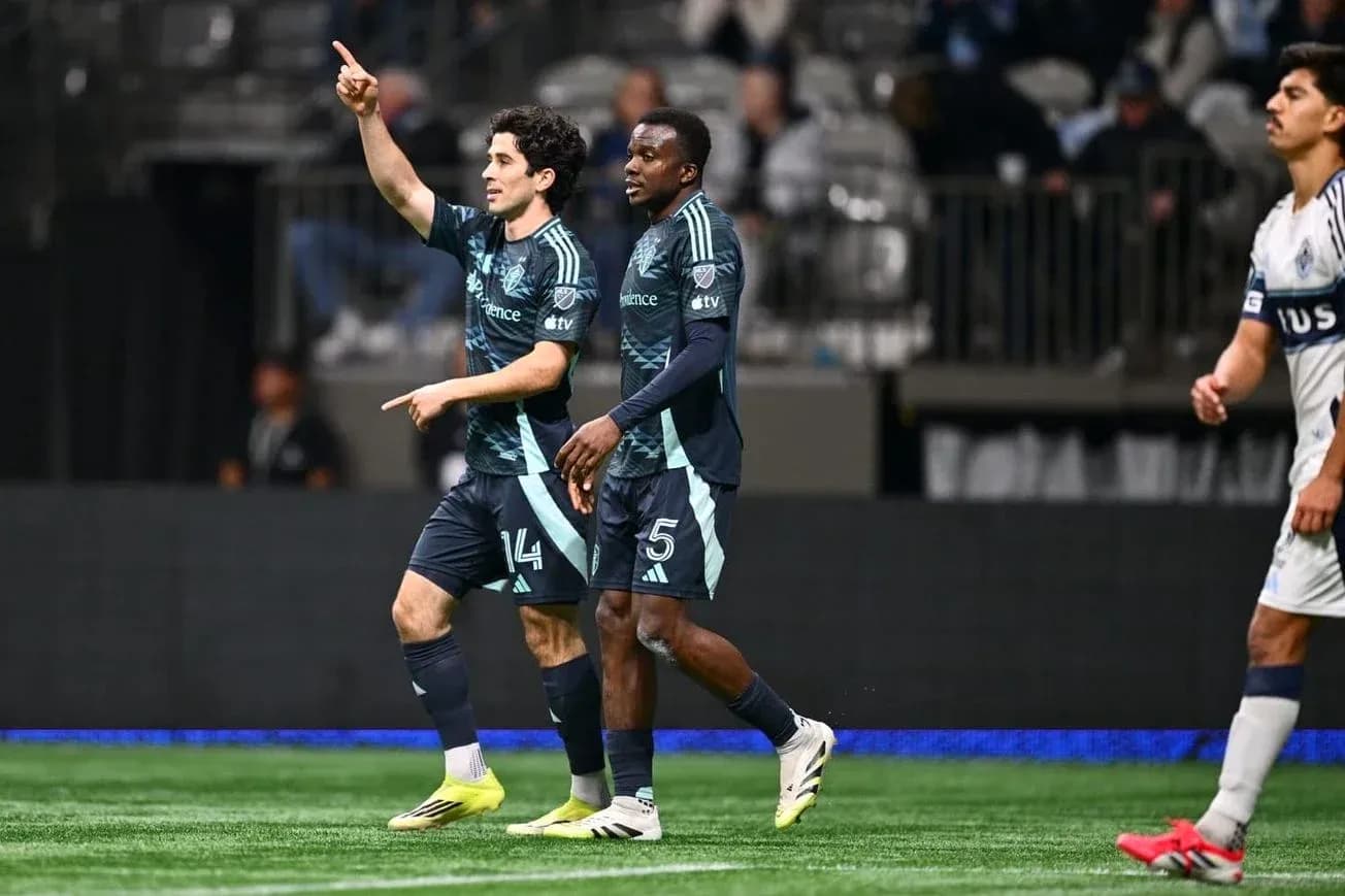 Jugadores del Seattle Sounders celebrando un gol